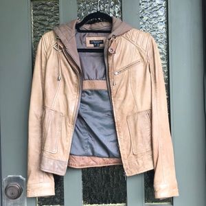 Hooded caramel leather jacket